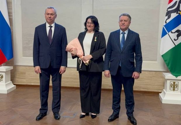 Жительница Советского района получила награду «За материнскую доблесть»