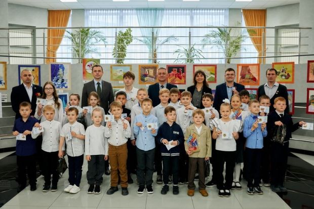 Золотые знаки ГТО вручили юным спортсменам
