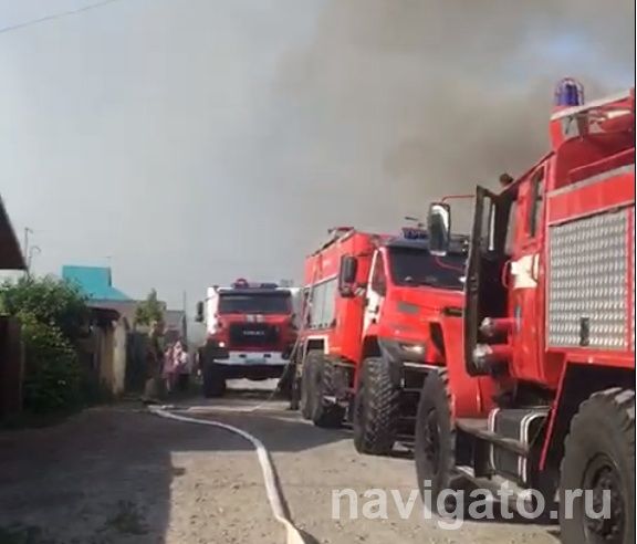 Неизвестные подожгли машину в лесу Академгородка