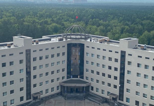 Фоторезистор на основе графена создает выпускник НГУ