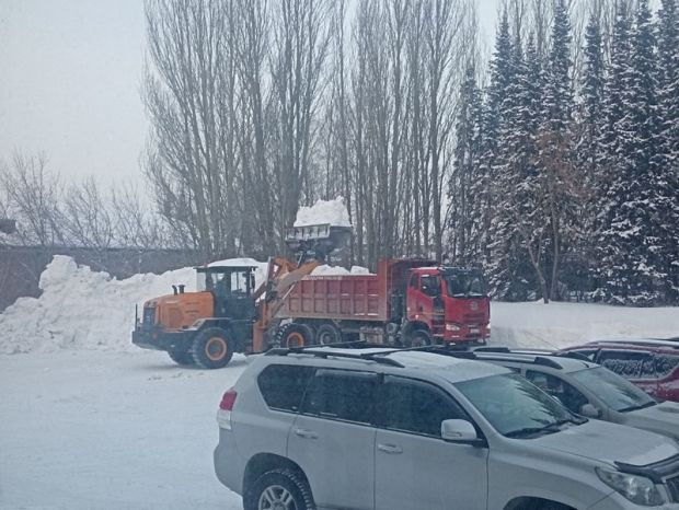 В Новосибирске увеличивают число снегоотвалов